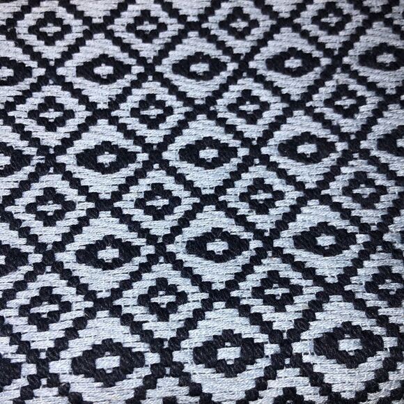 NWOT 7x4.5” Woven Denim Beach Clutch by Chico’s Blue Stripe lining Denim pull. - Picture 7 of 9